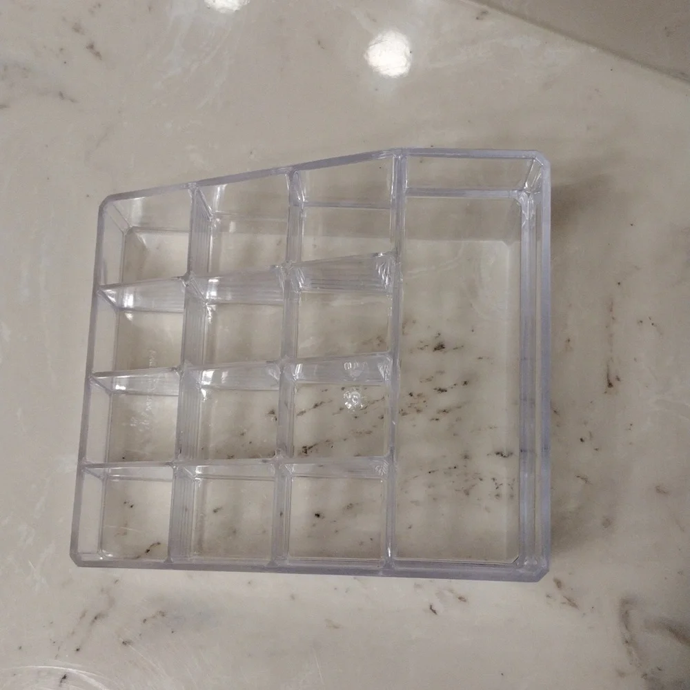 Acrylic cosmetics/brush organizer